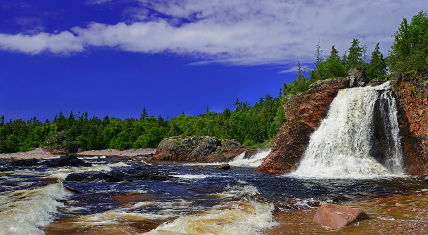 Cascade Falls, Pukaskwa National Park,
            Lake Superior, Ontario